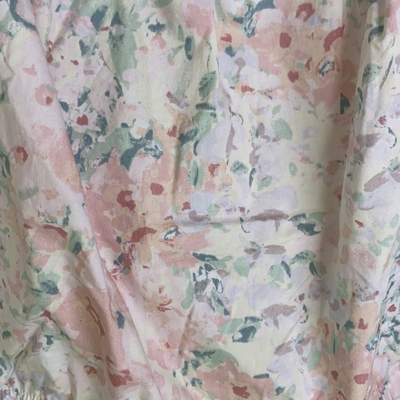 H&M - NWT Light Floral Crop Top Size Small - Picture 4 of 7